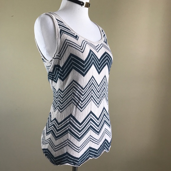 Banana Republic Chevron Boho Knit Tank Top size S - Picture 2 of 7